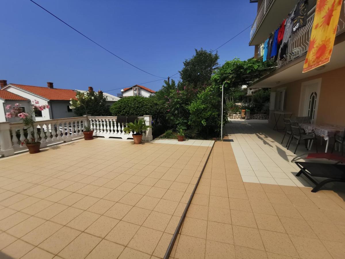 Villa Clara Apartments Kvarner Novi Vinodolski Exterior photo